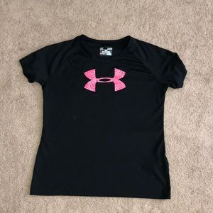 Youth large under Armour shirt